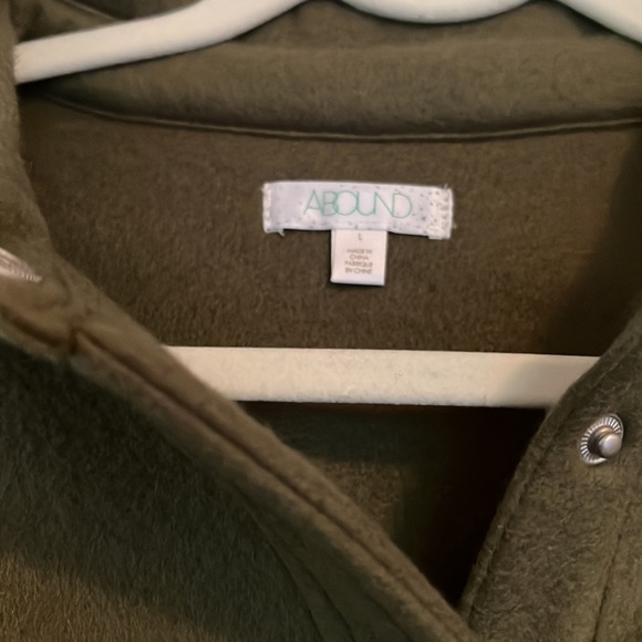 NWT Green Abound Cozy Crop Jacket - Picture 2 of 3